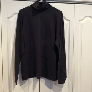 Eddie Bauer Men's navy blue Turtleneck